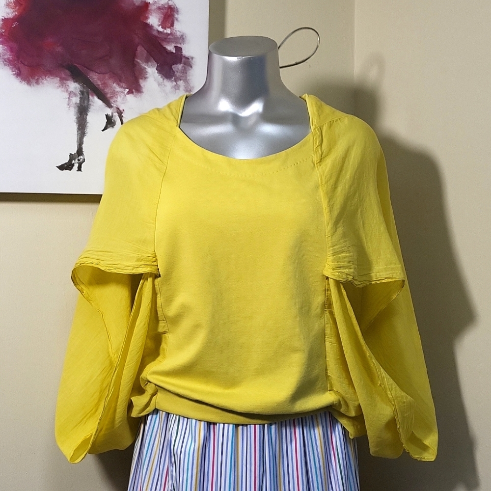 European Culture Top Size S, Yellow Color